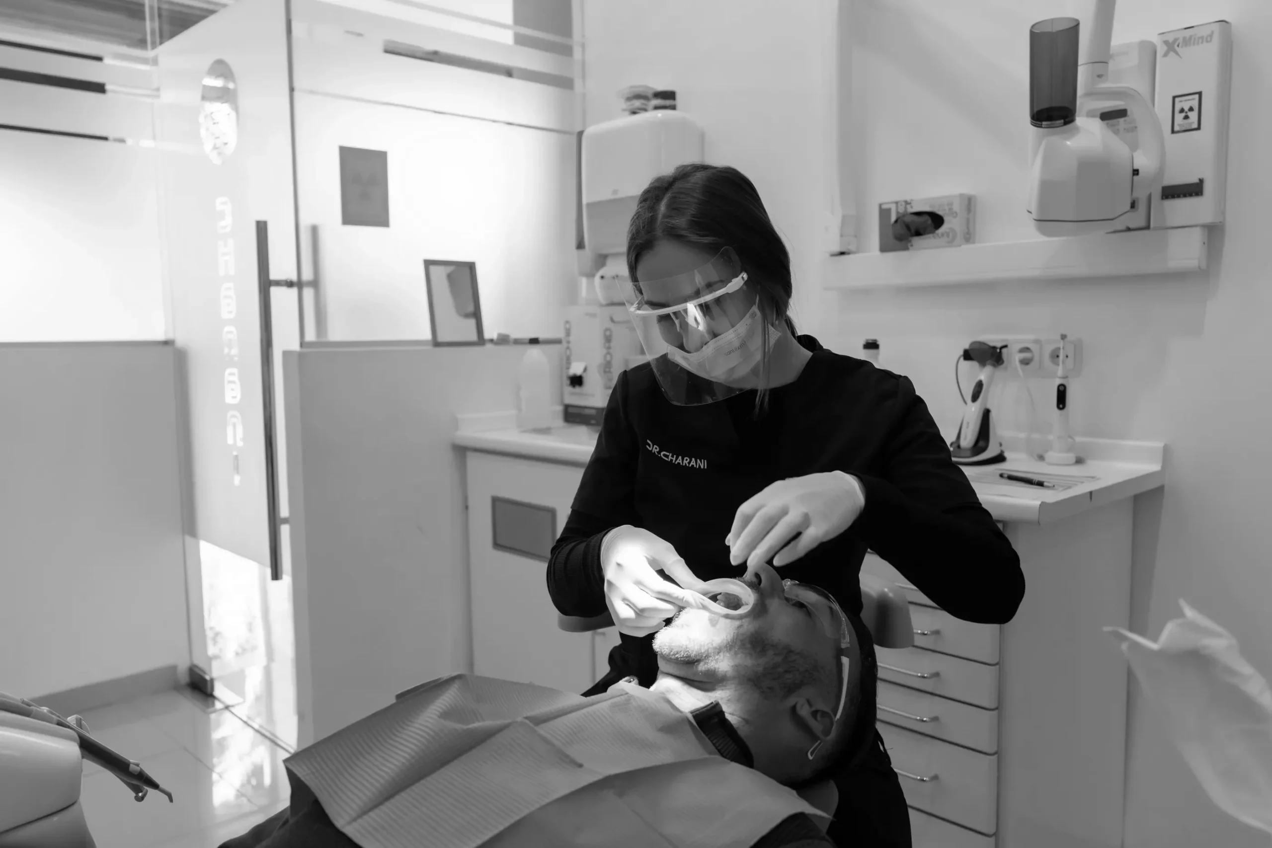 Implantes cortos en la Clínica Dental Dr. Charani, Valencia